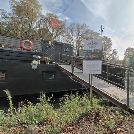 Båthotell Peniche Mapensee Metz