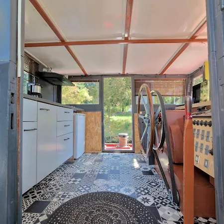 Peniche Mapensee * Metz